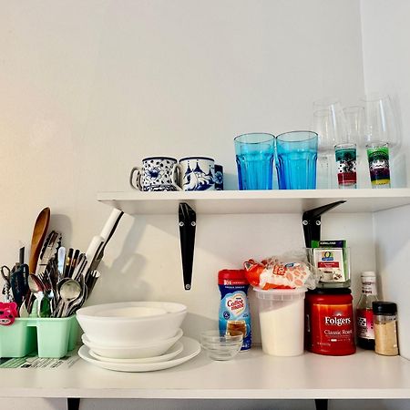 Micro Studio Apartment In University District- 10 Mins Walk To University Of Wa Σιάτλ Εξωτερικό φωτογραφία