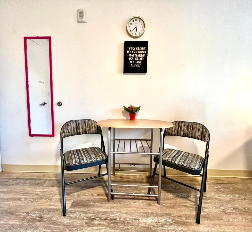 Micro Studio Apartment In University District- 10 Mins Walk To University Of Wa Σιάτλ Εξωτερικό φωτογραφία