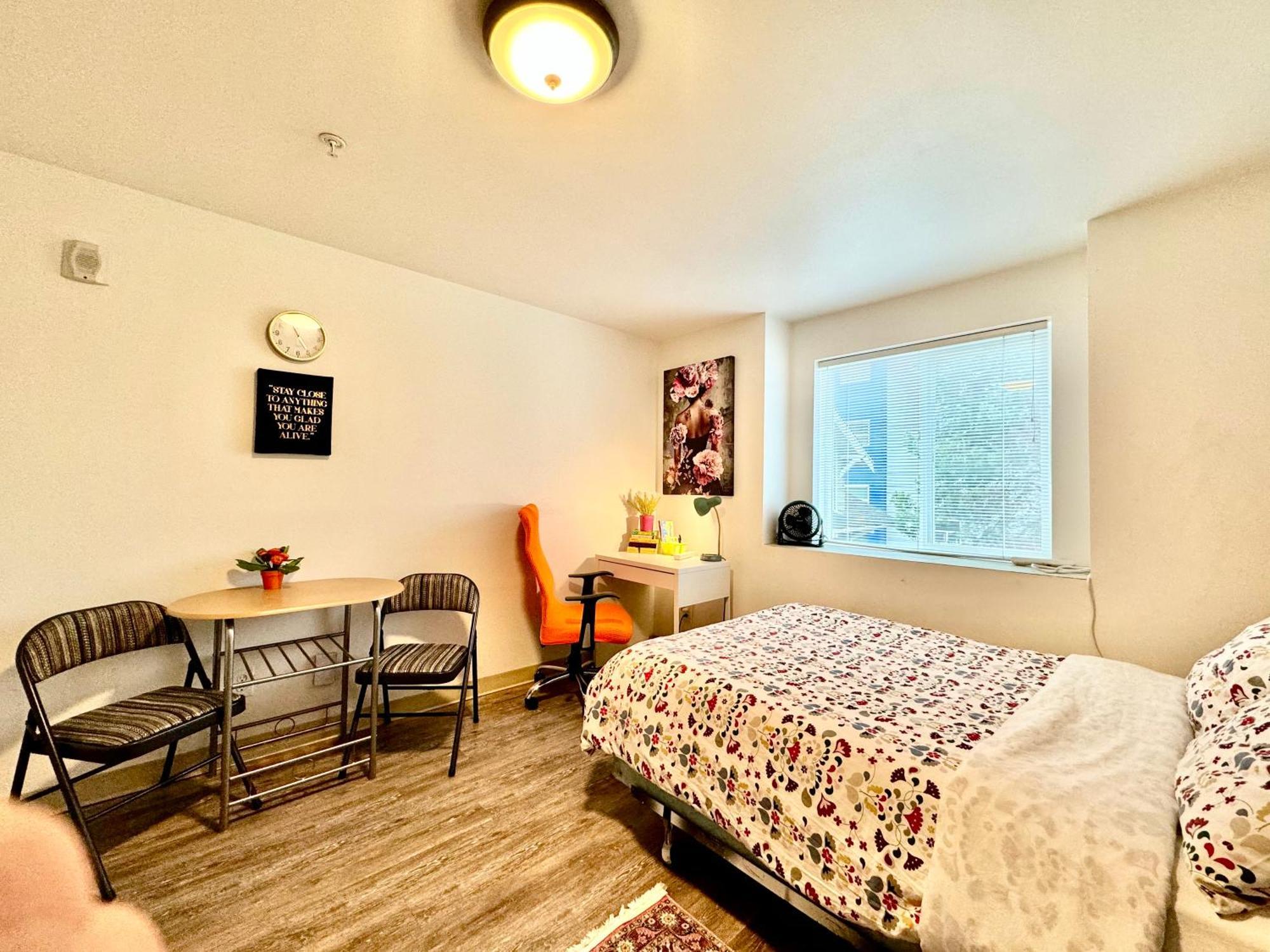 Micro Studio Apartment In University District- 10 Mins Walk To University Of Wa Σιάτλ Εξωτερικό φωτογραφία