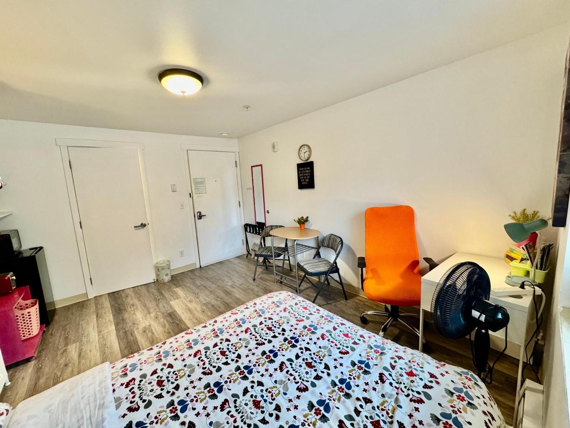 Micro Studio Apartment In University District- 10 Mins Walk To University Of Wa Σιάτλ Εξωτερικό φωτογραφία