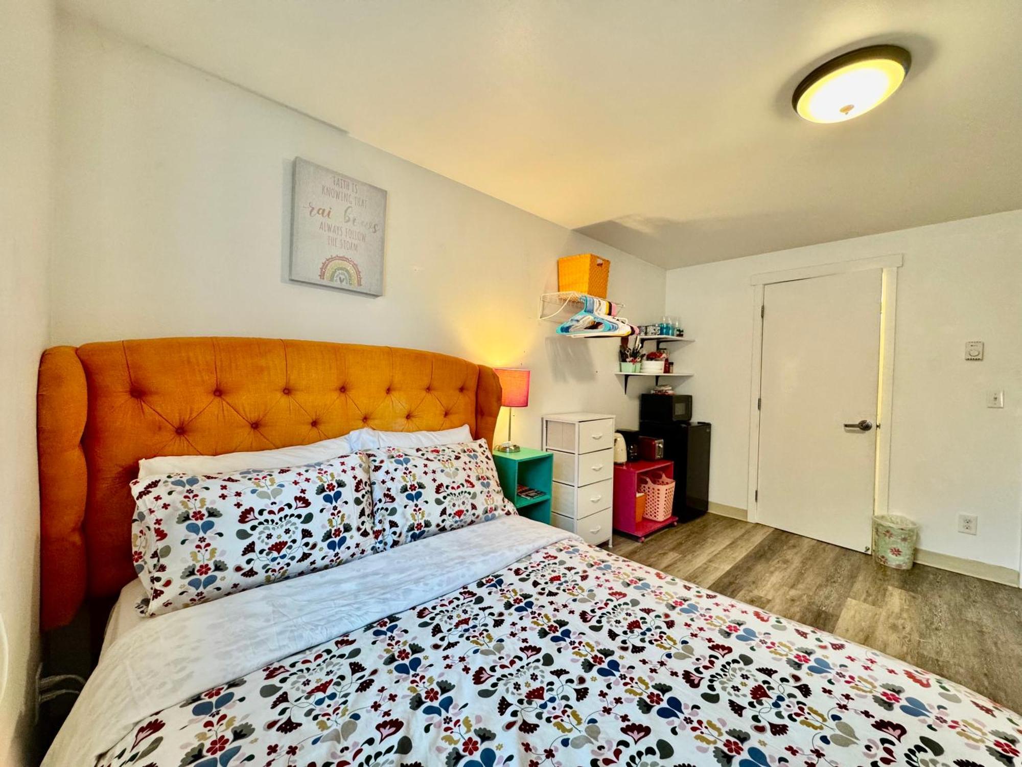 Micro Studio Apartment In University District- 10 Mins Walk To University Of Wa Σιάτλ Εξωτερικό φωτογραφία