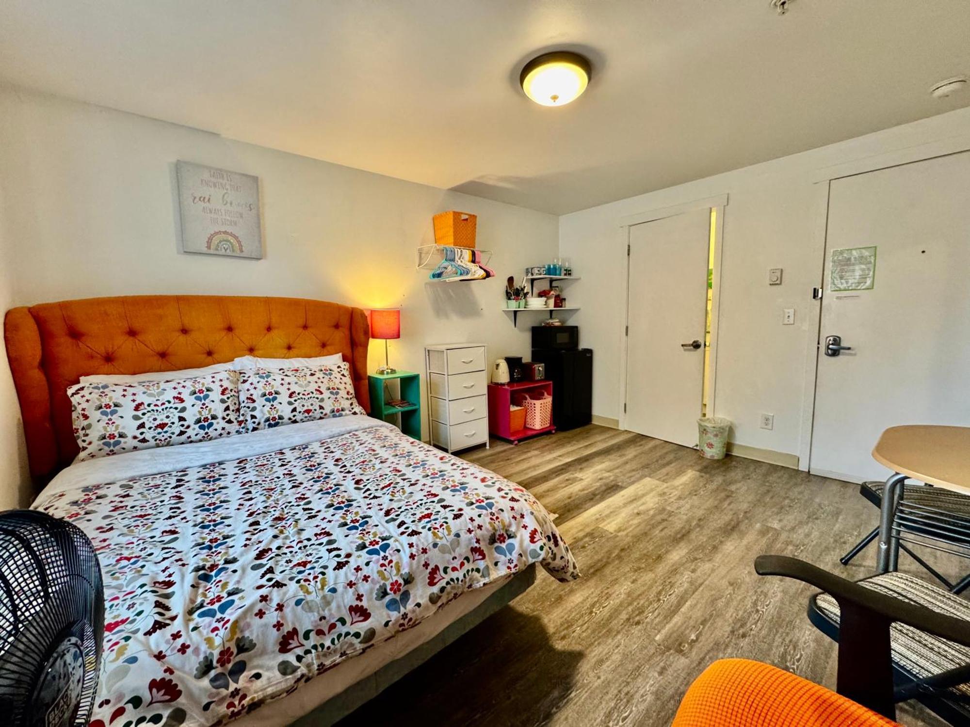 Micro Studio Apartment In University District- 10 Mins Walk To University Of Wa Σιάτλ Εξωτερικό φωτογραφία
